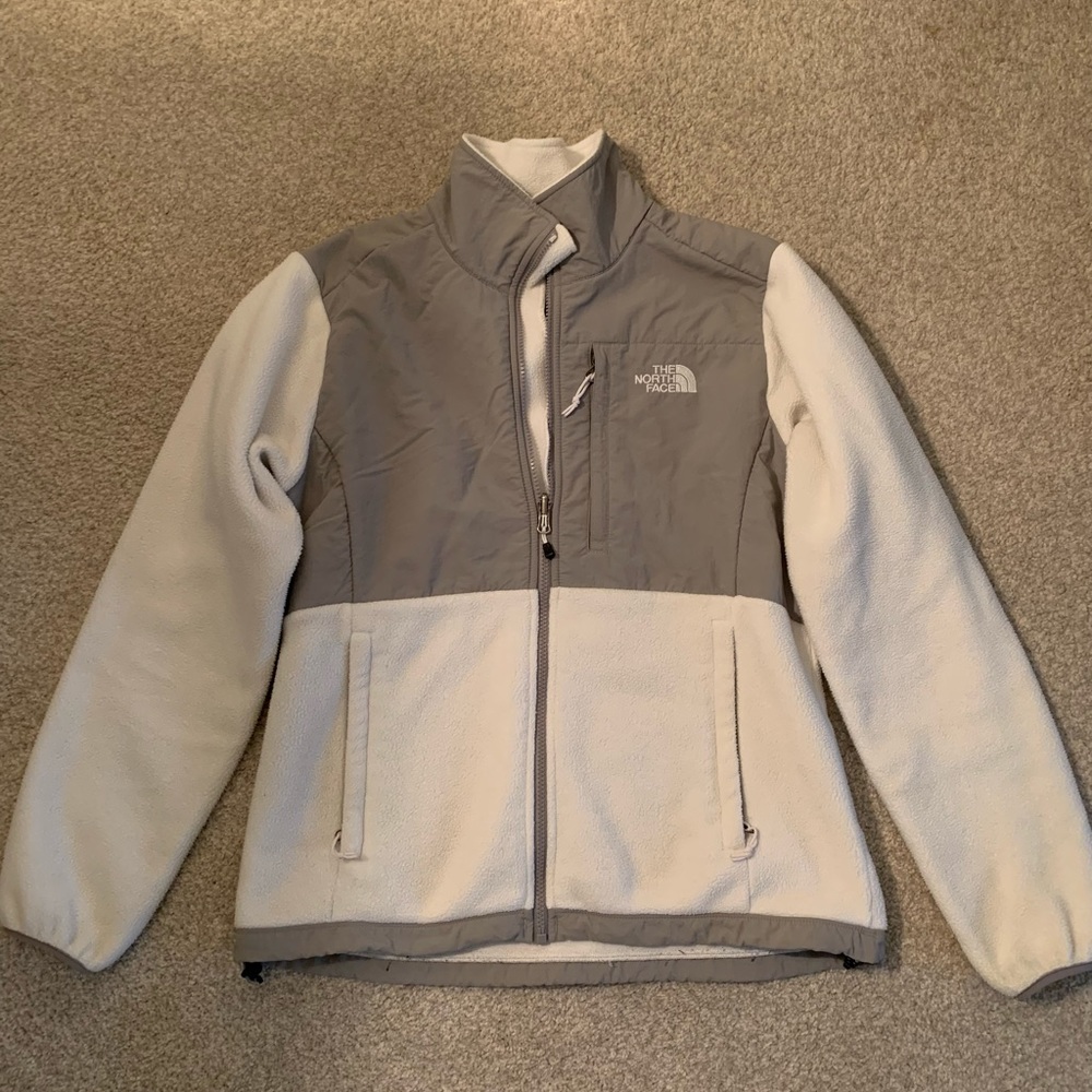 The North Face Women's Gray and White Jacket